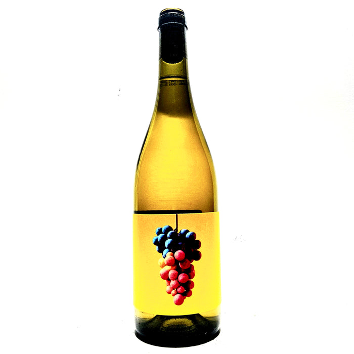 <p>Macabeo / Grenache Gris / Grenache Blanc<br>Fouzitou Blanc 2025<br>Domaine de Mena</p>